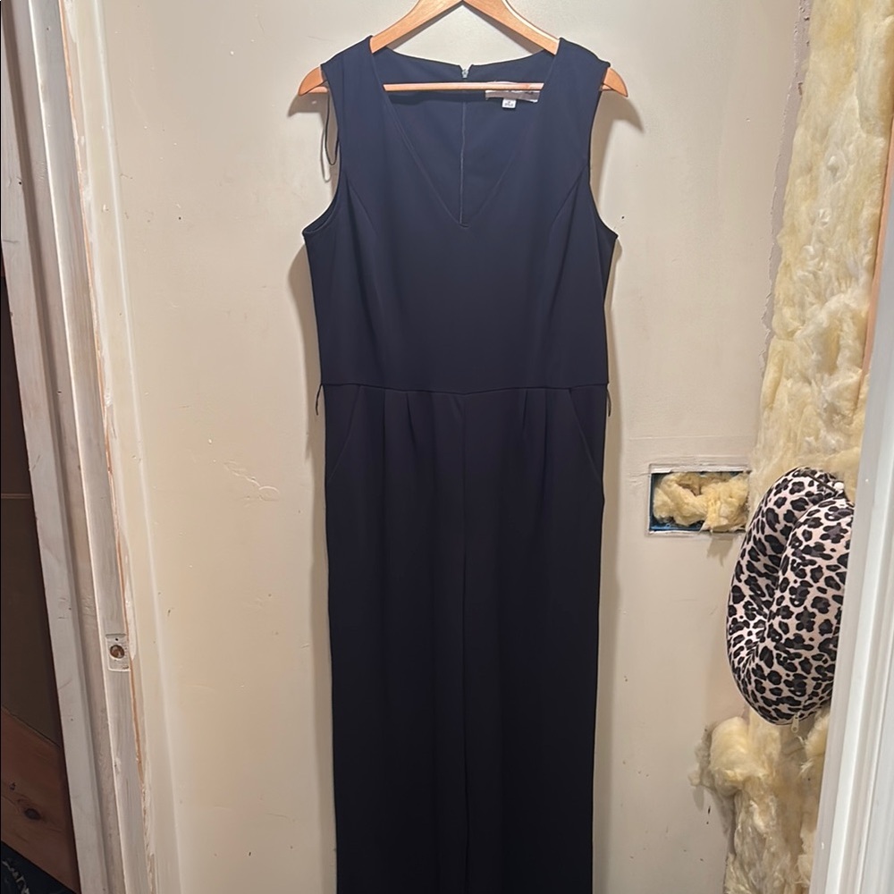 Elegant Navy Sleeveless Romper